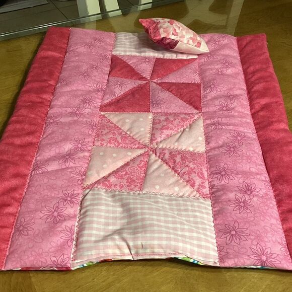 NWOT. Hand Crafted Reversible Doll/Stuffed Animal Quilt with Pillow Set - Picture 1 of 6